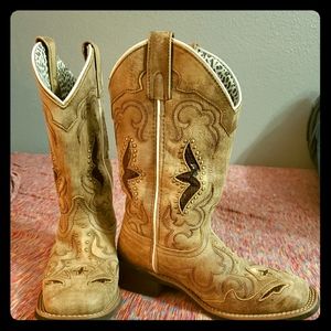 Brand new never worn Laredo cowboy boots